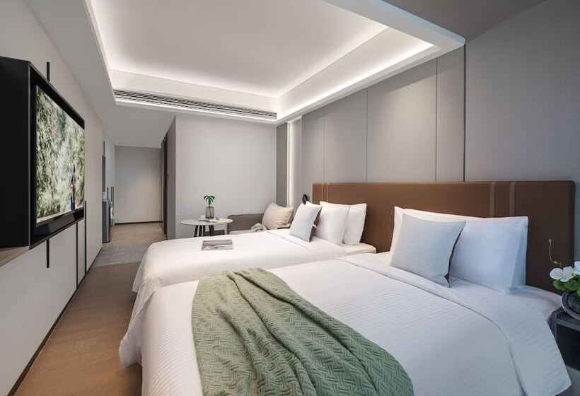 Hotel Somerset Future Center Wuhan