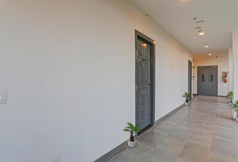 Hotelli Townhouse 1166 Bsa Townhouse