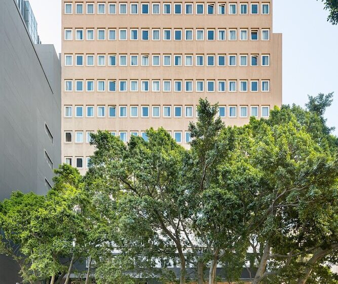 Neighbourgood East City