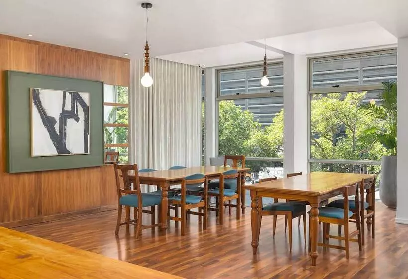 Neighbourgood East City