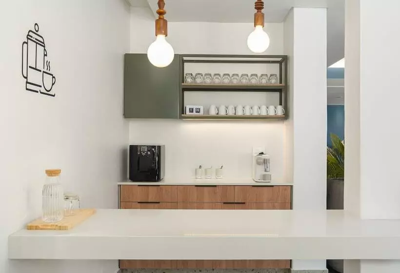 Neighbourgood East City