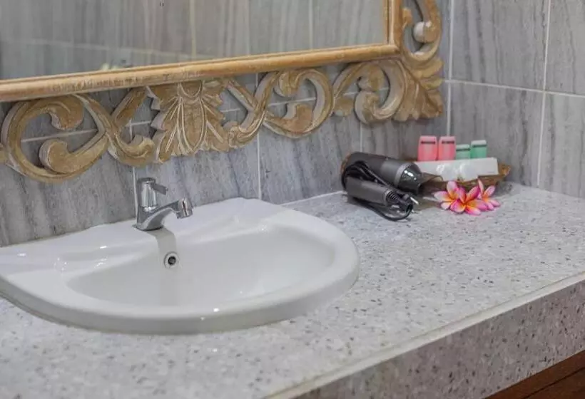 Majatalo Grand Ball Beach Garden