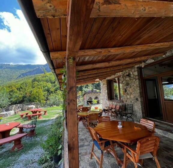 Hotel Guest House Aprripe Guri