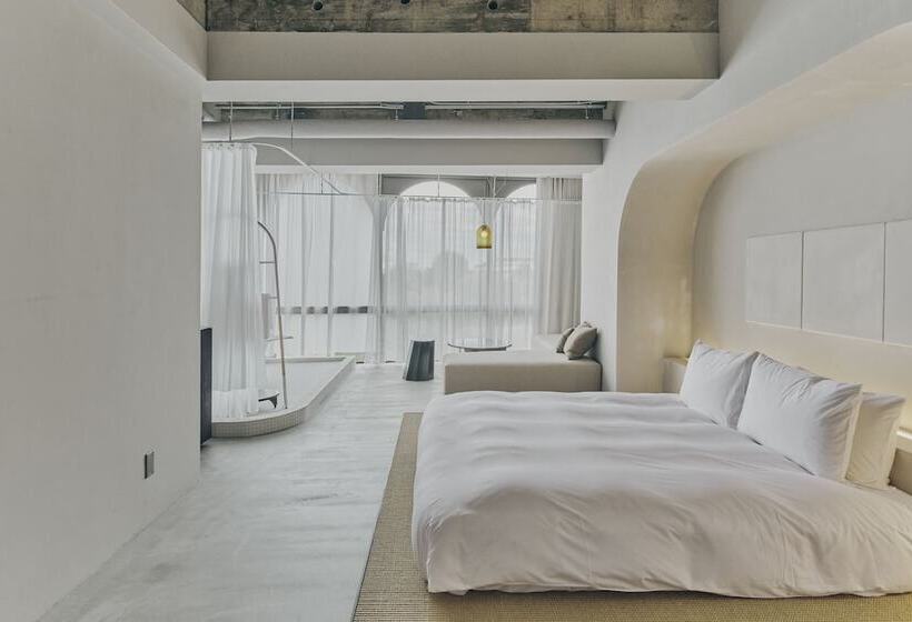 בית מלון כפרי Korinkyo