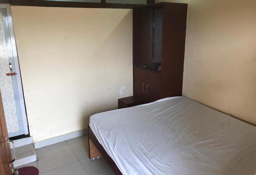 酒店 Oyo Rooftop Inn