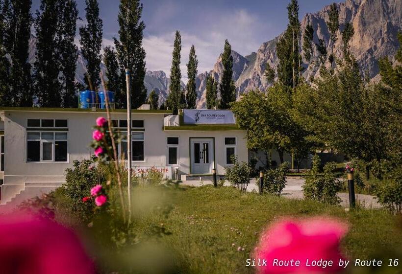 هتل Silk Route Lodge