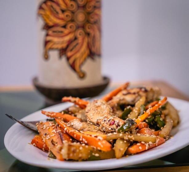 هتل Silk Route Lodge