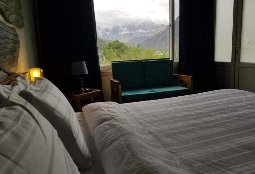 هتل Silk Route Lodge