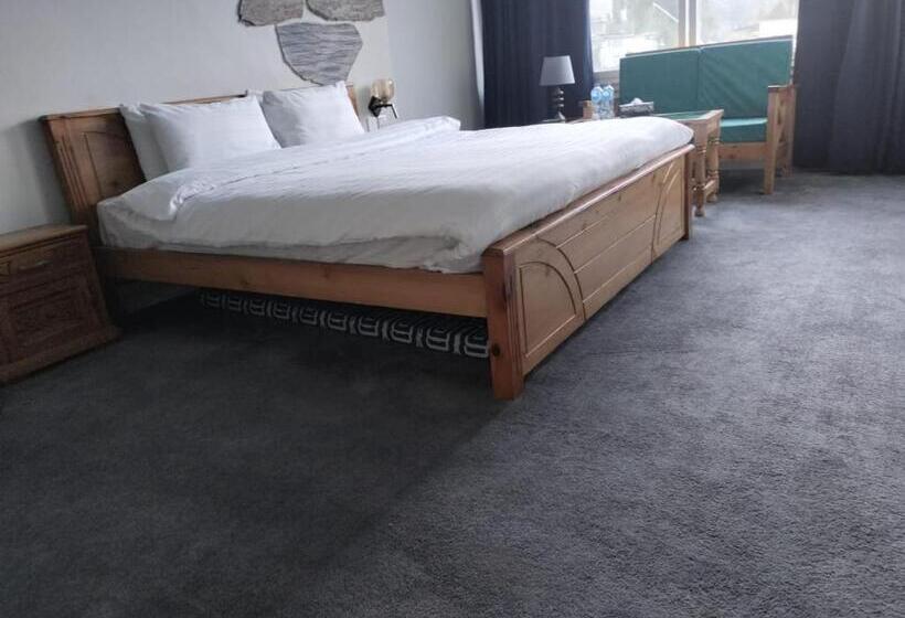 هتل Silk Route Lodge