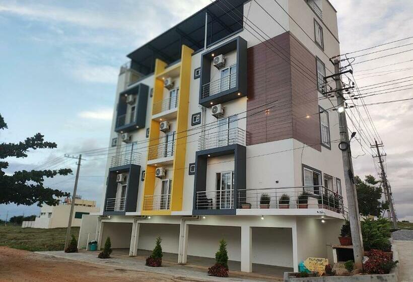 Mitra Hotels & Retreat