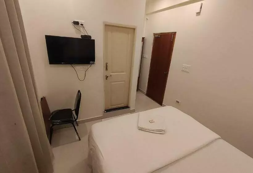 Mitra Hotels & Retreat