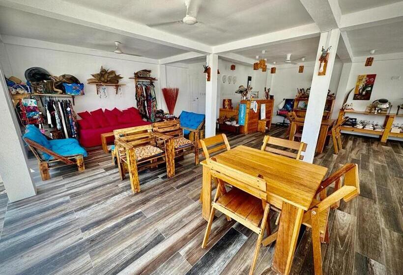 Ocean Voice Beach Resort & Diving