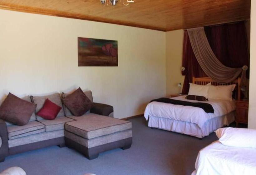 ペンション Neon Moon