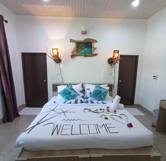 پانسیون The Corbin Guest House