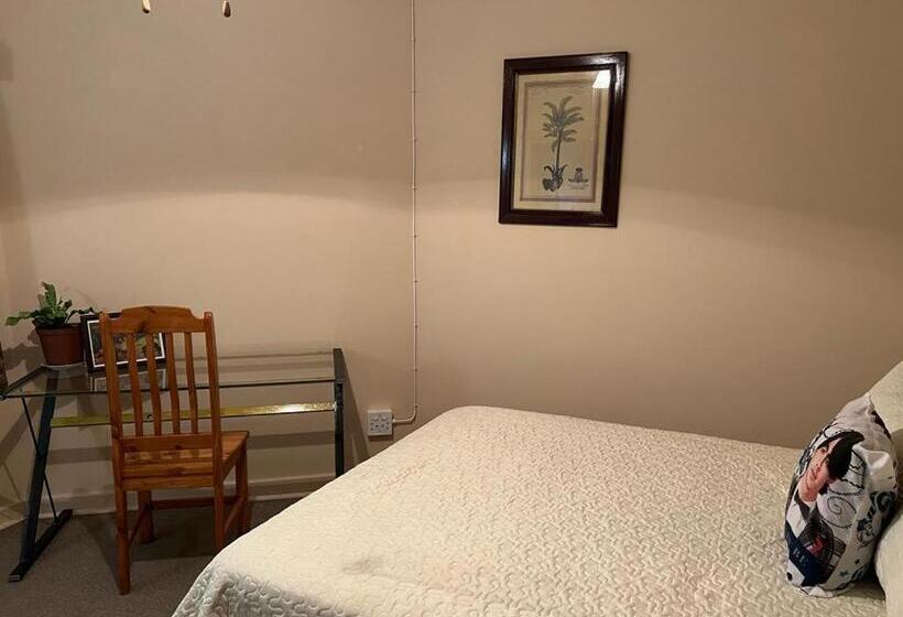 The Big Five Bed And Breakfast