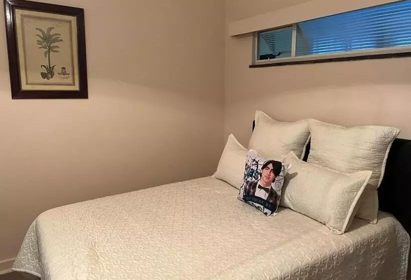 The Big Five Bed And Breakfast