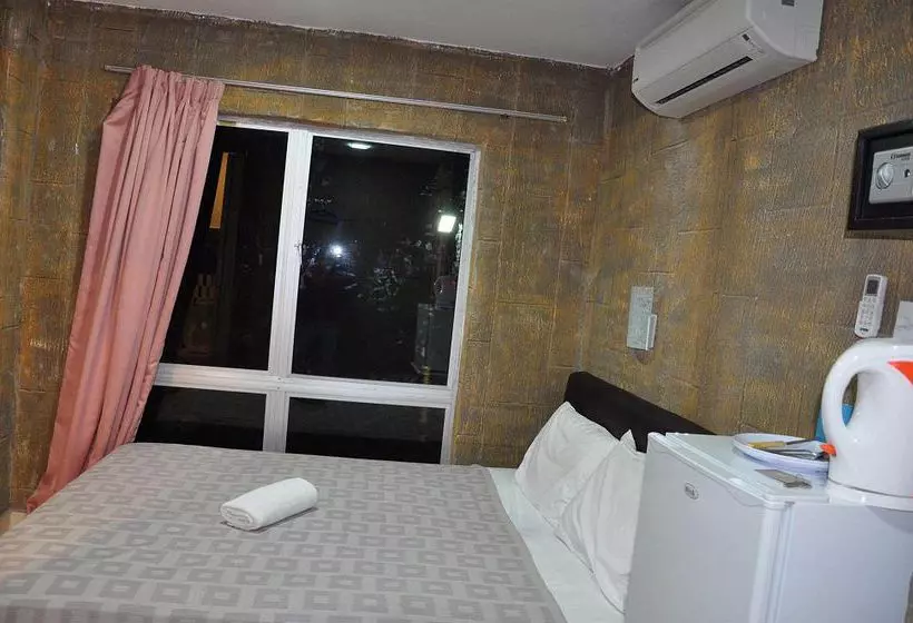 הוסטל Havana Guest House