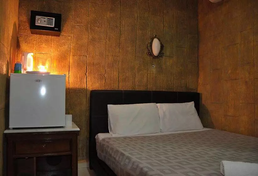 הוסטל Havana Guest House