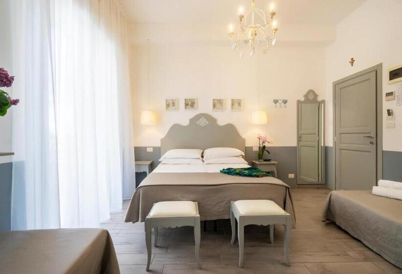 هتل Daniel Apartments