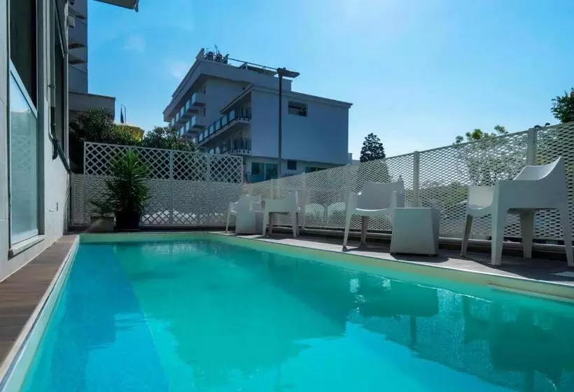 Otel Daniel Apartments