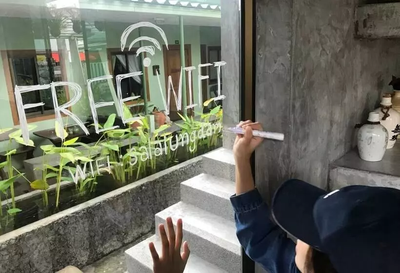 Baan Sala Lung Dam Fisherman Village