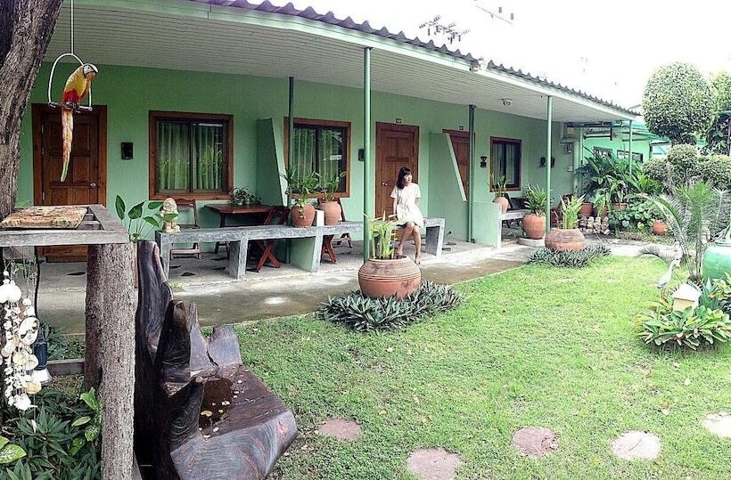 Baan Sala Lung Dam Fisherman Village