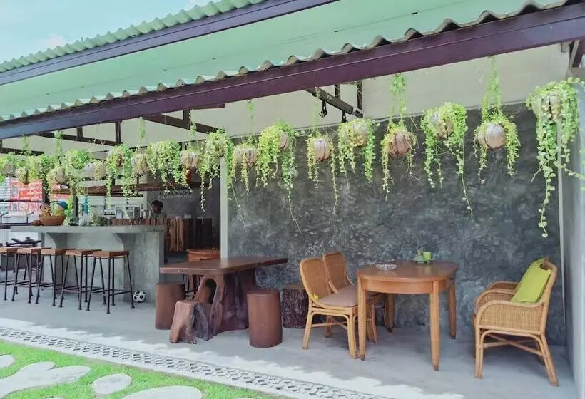 Baan Sala Lung Dam Fisherman Village