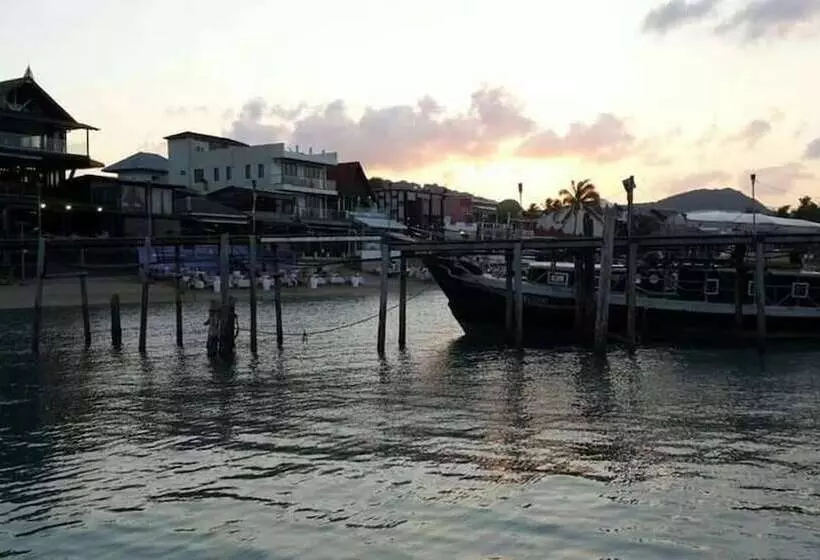 Baan Sala Lung Dam Fisherman Village