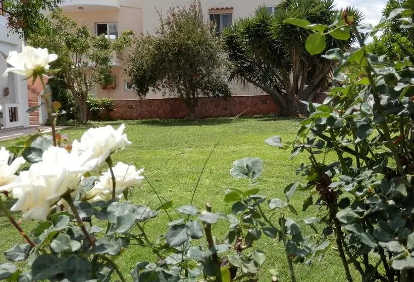 Elena Luxury Apartments And Suites