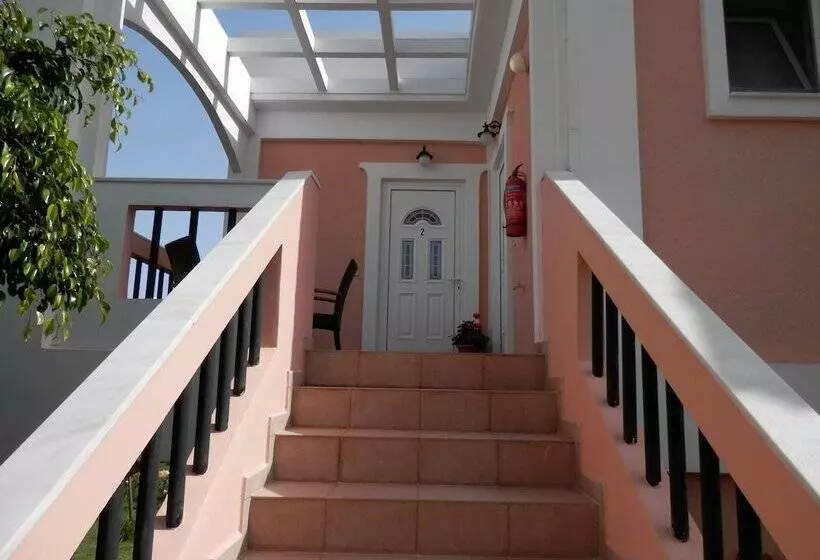 Elena Luxury Apartments And Suites