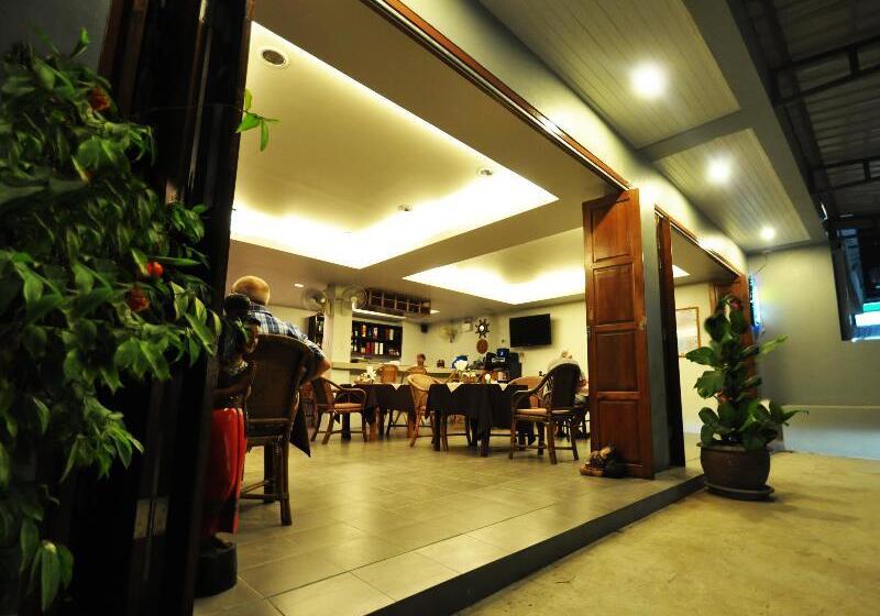 בית מלון כפרי Choophorn House Sha