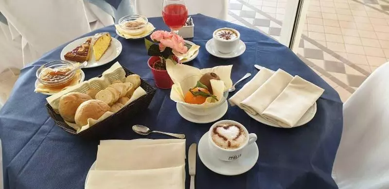 בית מלון כפרי Eliseo Riccione