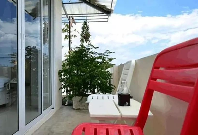 בית מלון כפרי Good Night Chaam Minitel