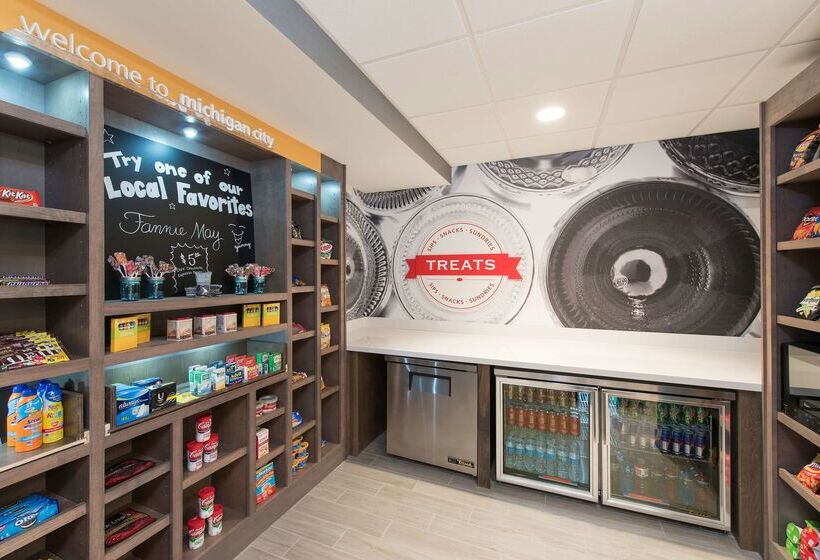 Отель Hampton Inn & Suites Michigan City