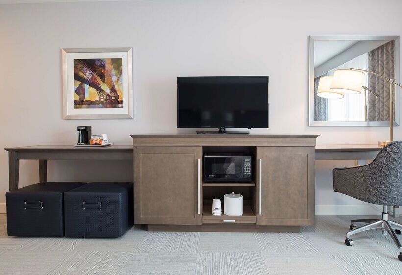 Отель Hampton Inn & Suites Michigan City