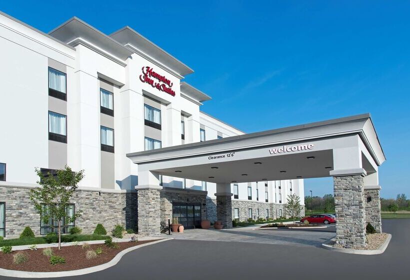 Отель Hampton Inn & Suites Michigan City