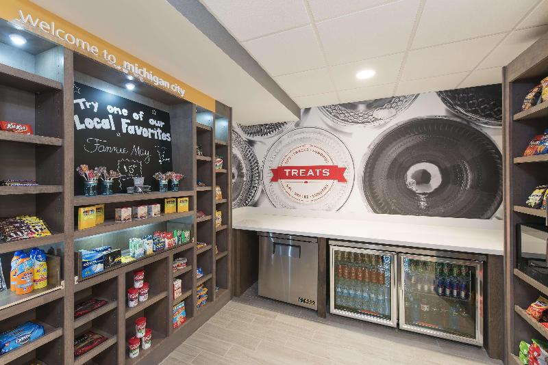 Отель Hampton Inn & Suites Michigan City