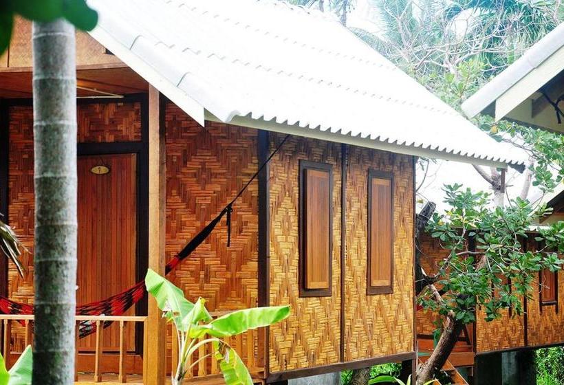 בית מלון כפרי Jungle Garden Bungalows