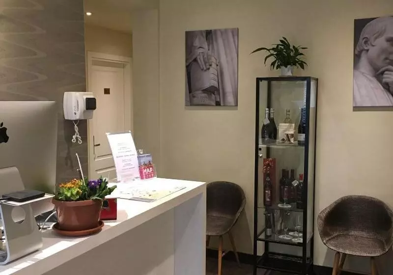 هتل La Torre Dei Salterelli