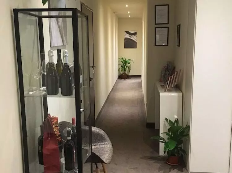 هتل La Torre Dei Salterelli