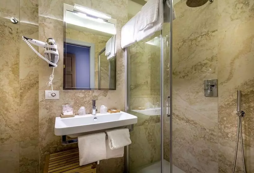 هتل La Torre Dei Salterelli