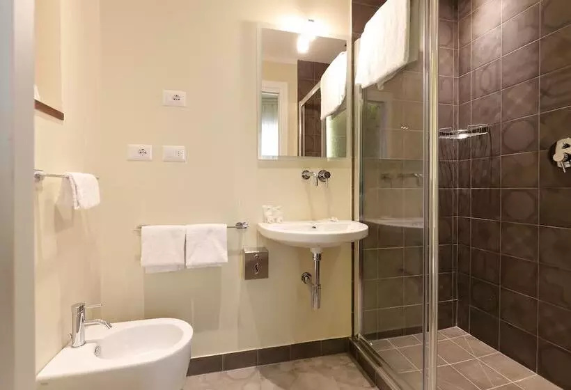 هتل La Torre Dei Salterelli