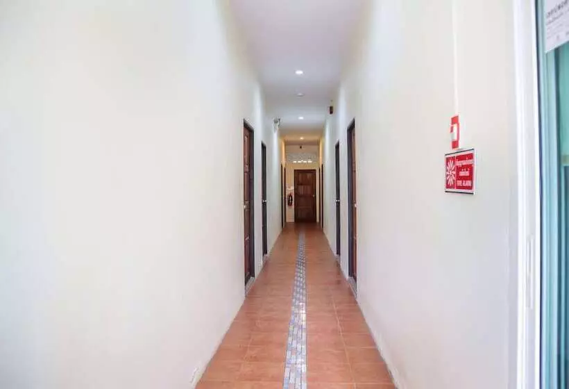 בית מלון כפרי Life And Love Resort