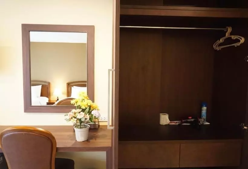 Hotel Golden Moon Aonang