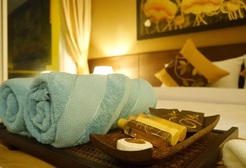 Hotel Golden Moon Aonang