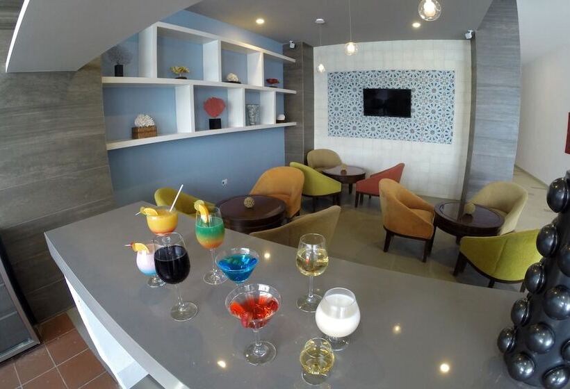 فندق Pacific Palace Beach Tower