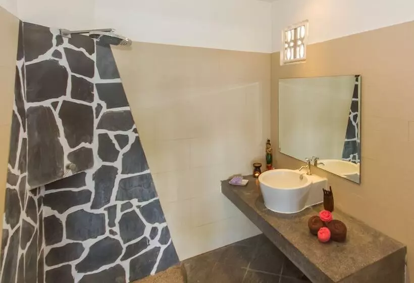 酒店 Sallamai Resort