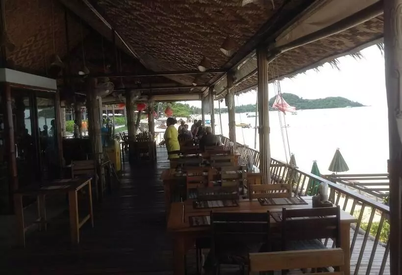 ホテル Siam Shades House