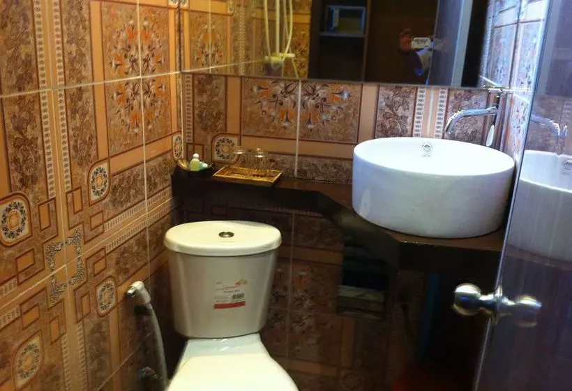 Hotelli Sukkasem Homestay