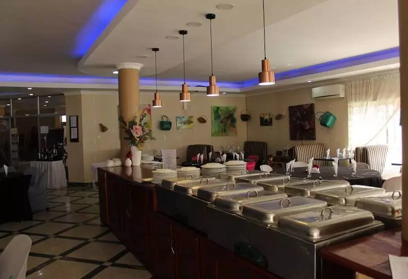 בית מלון כפרי The Matola